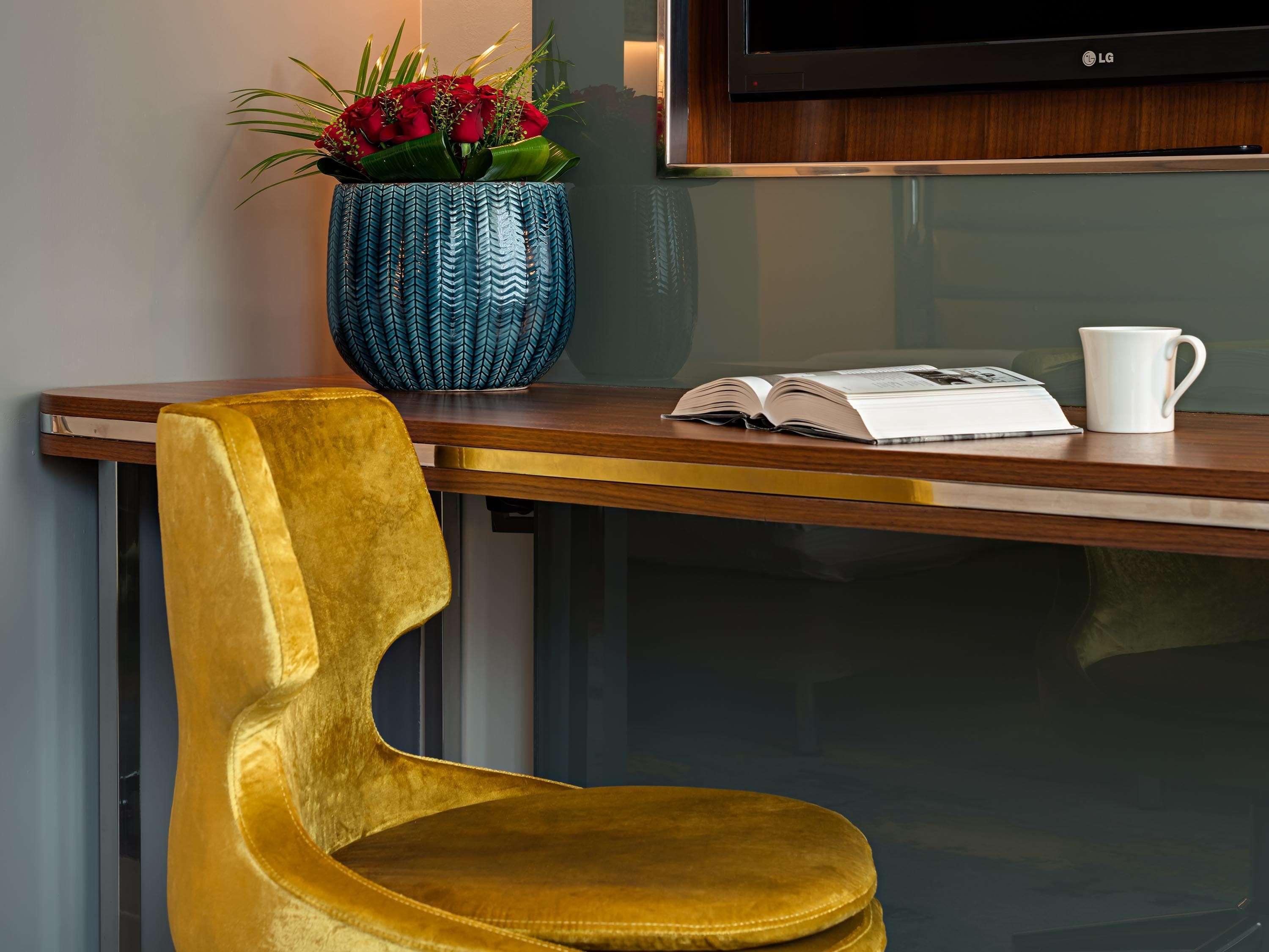 Отель The Artisan Mgallery
